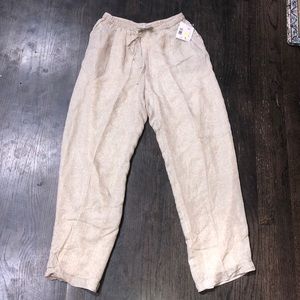 NWT Jones and Co Women Pants with pockets and string Size medium